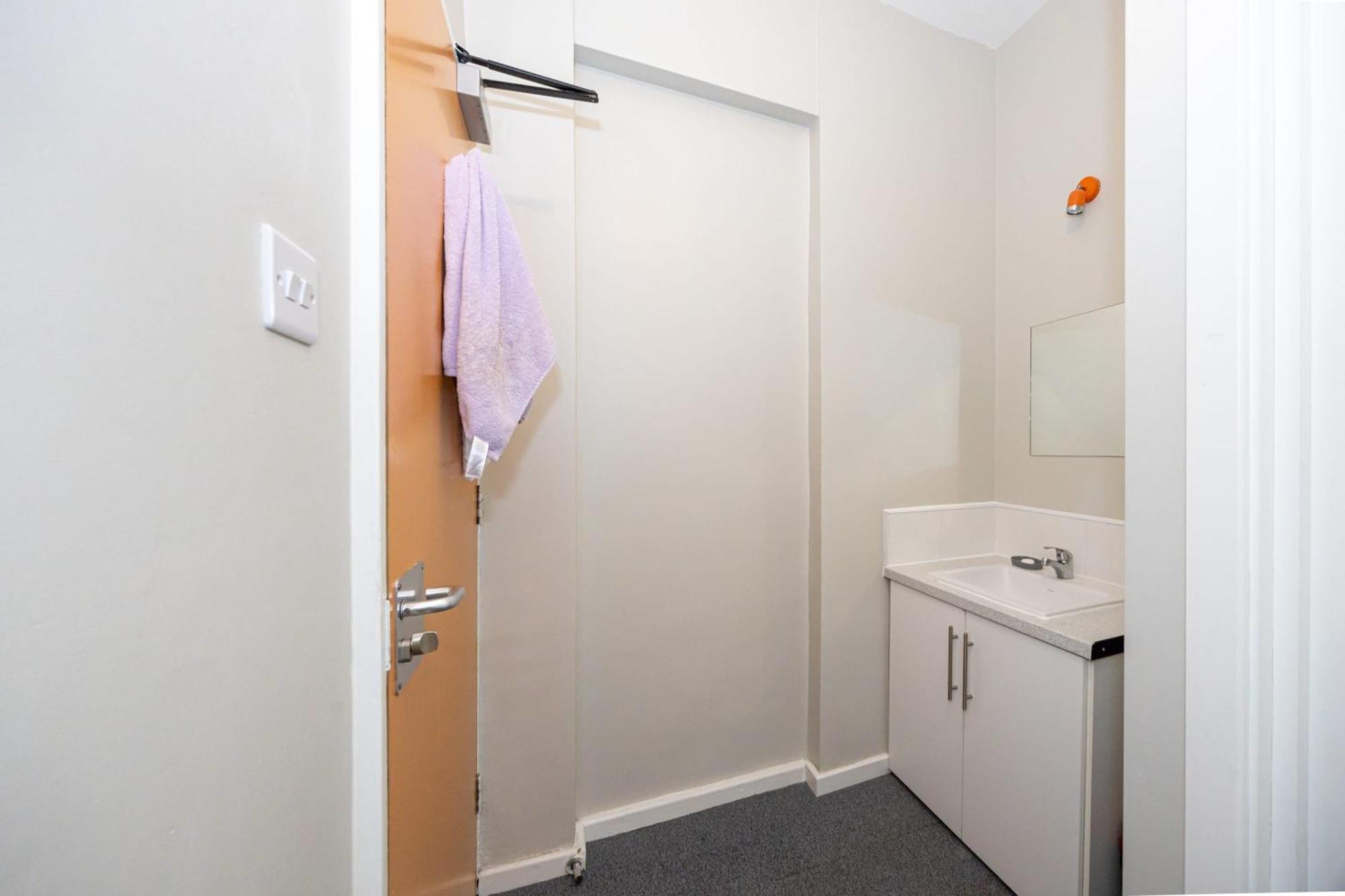 Spacious Room With Shared Facilities London Exteriör bild