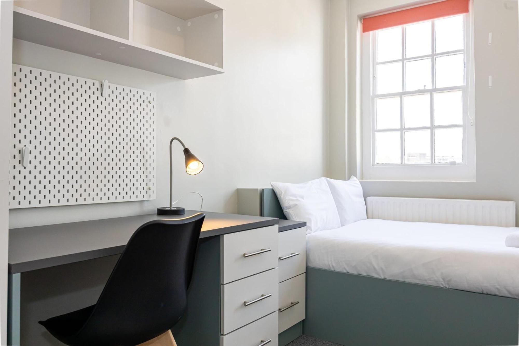 Spacious Room With Shared Facilities London Exteriör bild