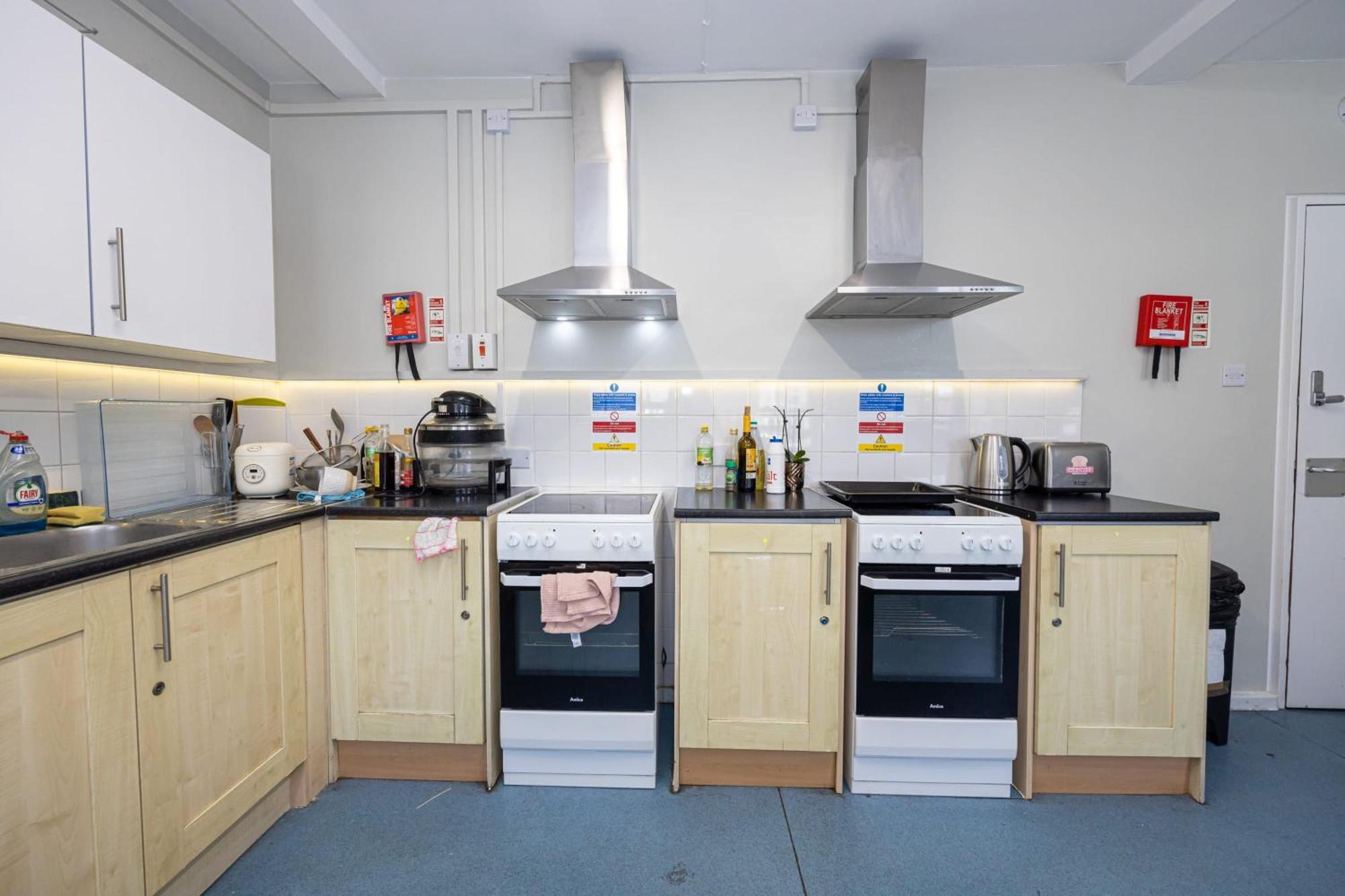 Spacious Room With Shared Facilities London Exteriör bild
